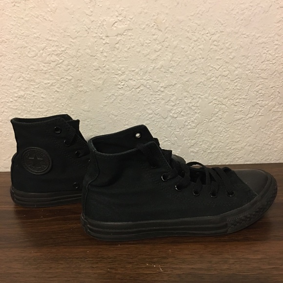 Converse Other - Converse black/black high top shoes sz 3